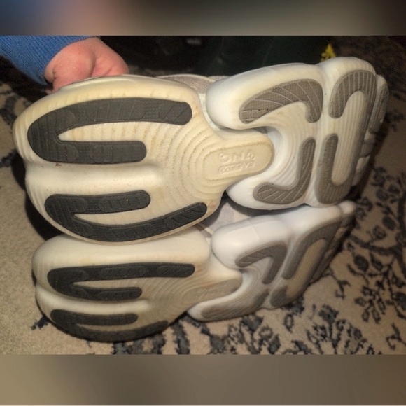 Brooks Aurora-BL running shoes Mens Size 11.5 Sneakers - Picture 6 of 7